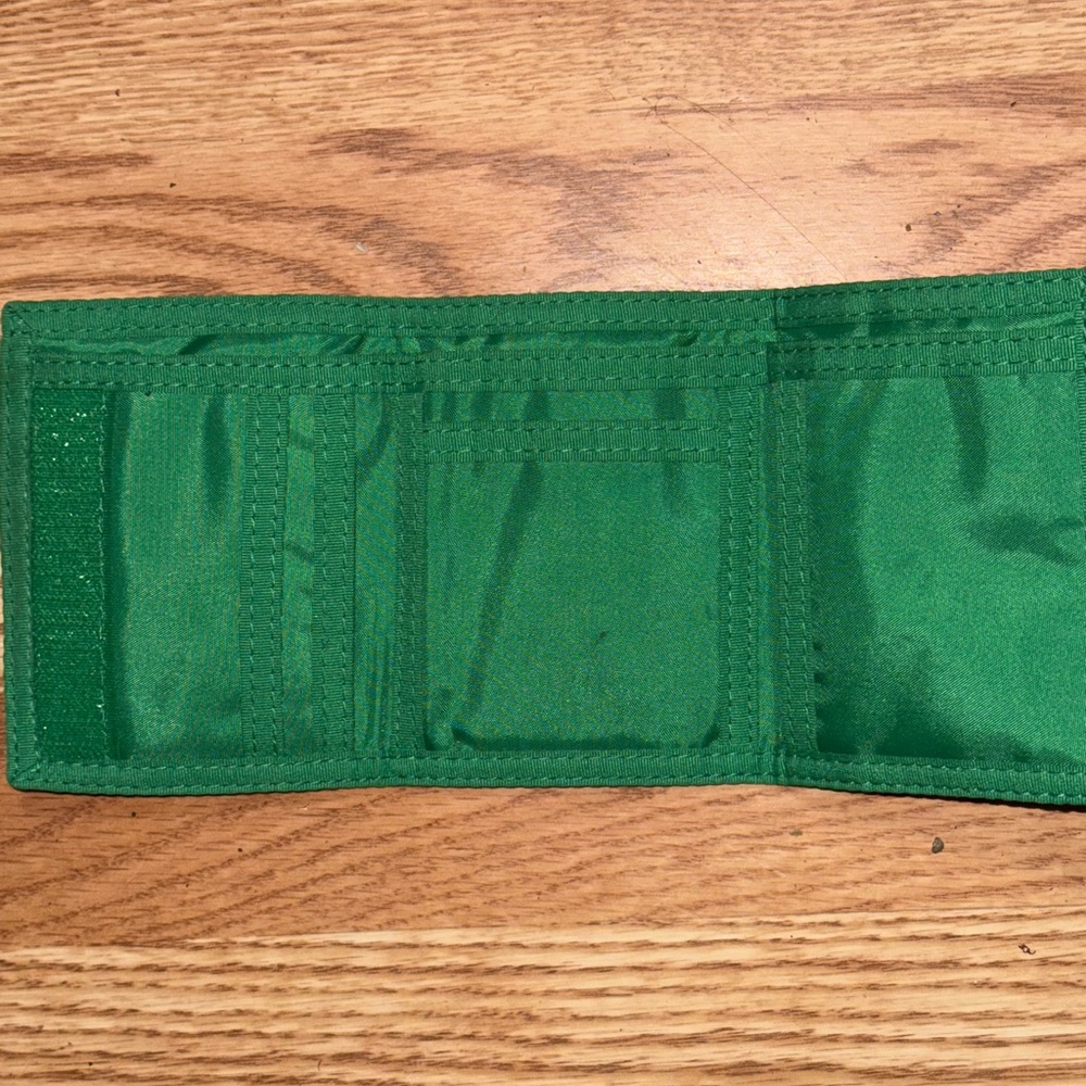 Minecraft Trifold Wallet - Picture 3 of 3